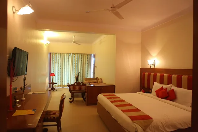 غرفة بريميوم بسرير كينج بإطلالة على البحر، Uday Samudra Leisure Beach Hotel 1/3