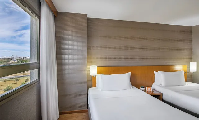 غرفة قياسية بسريرين منفصلين، Brasil 21 Suites Affiliated by Melia 4/10