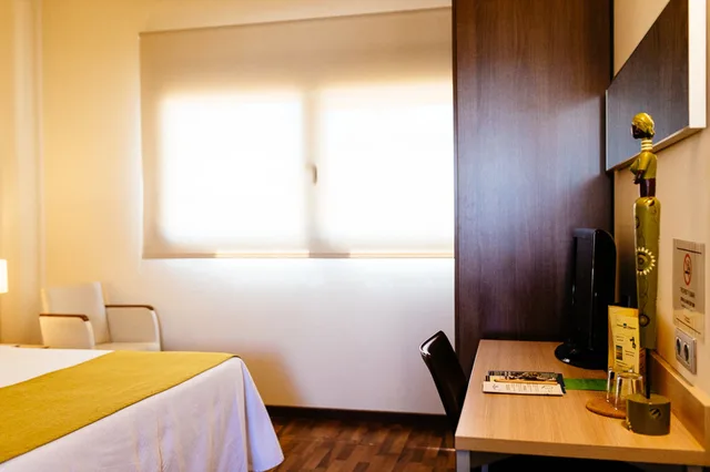 Standard, Queen Bed, Hotel L Algadir 3/5