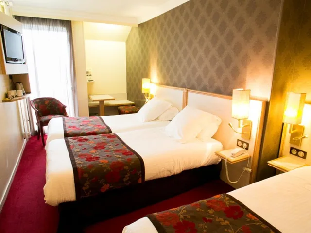غرفة ثلاثية بحوض استحمام، Relais Du Roy 1/1