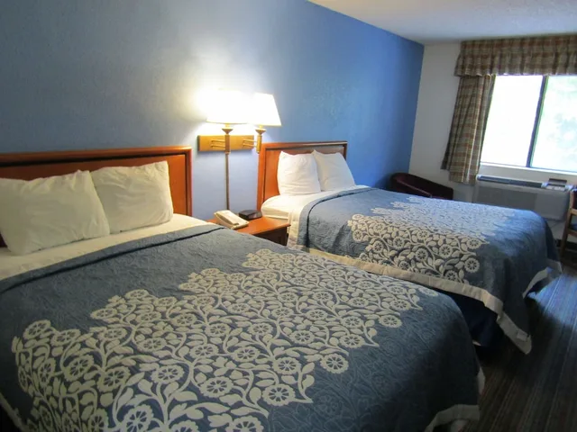 غرفة بسريرين مزدوجين لذوي الإعاقة، Days Inn by Wyndham Runnemede Philadelphia Area 3/4