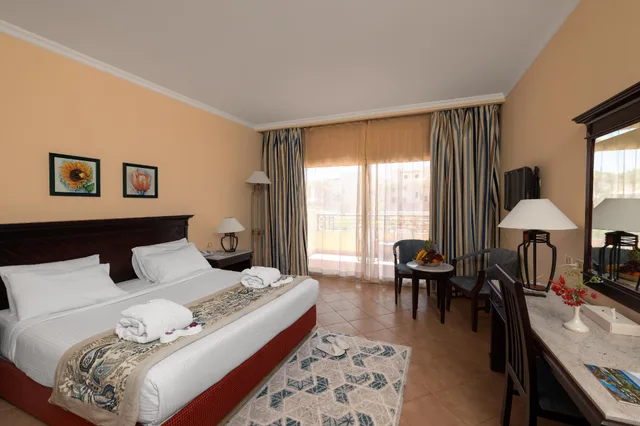Garden, Superior، Amwaj Oyoun Resort and Spa 1/3