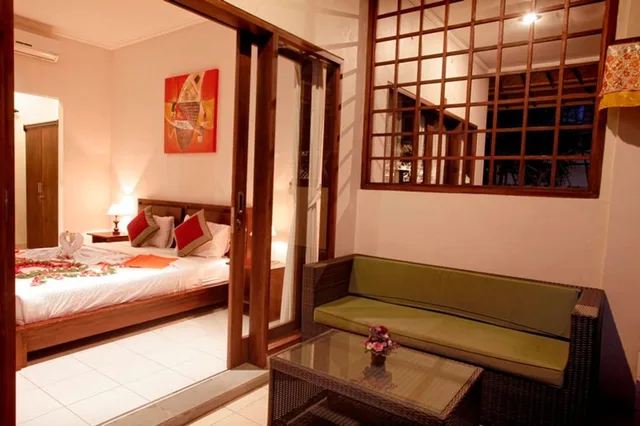 غرفة سوبيريور بسرير كينج بإطلالة على المسبح، Lili Cottage Ubud 2/3