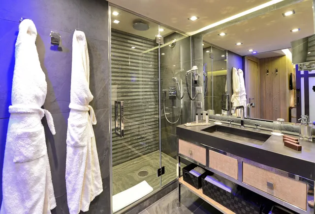 جناح بإطلالة على الجبل، Hôtel Tsanteleina 7/7
