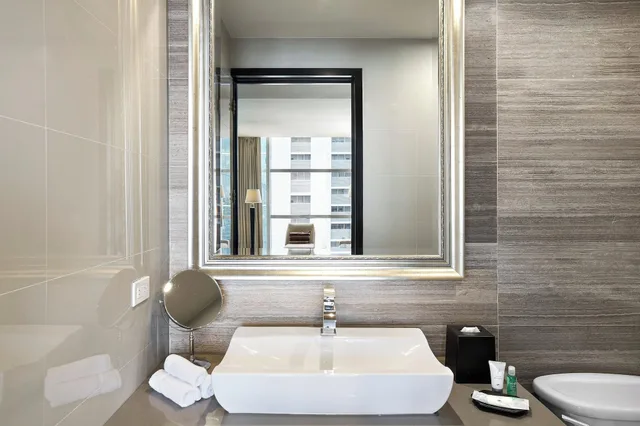Suite, King Bed, Ocean View, The Westin Panama 3/7