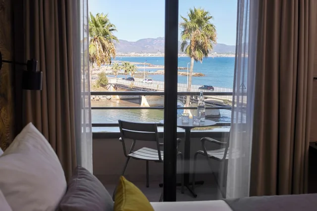 1 Bedroom, Family Suite, Queen and Twin Beds, Balcony, Hotel Saint Aygulf 5/7