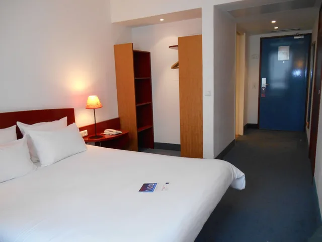 غرفة كلاسيكية بسرير مزدوج، Novotel Suites Montpellier 1/7