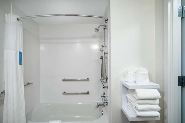 غرفة بإطلالة على المسبح، Hampton Inn & Suites Nashville/Franklin (Cool Springs) 3/4