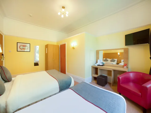 غرفة قياسية ثلاثية، OYO Eagle House Hotel St Leonards Hastings 1/5