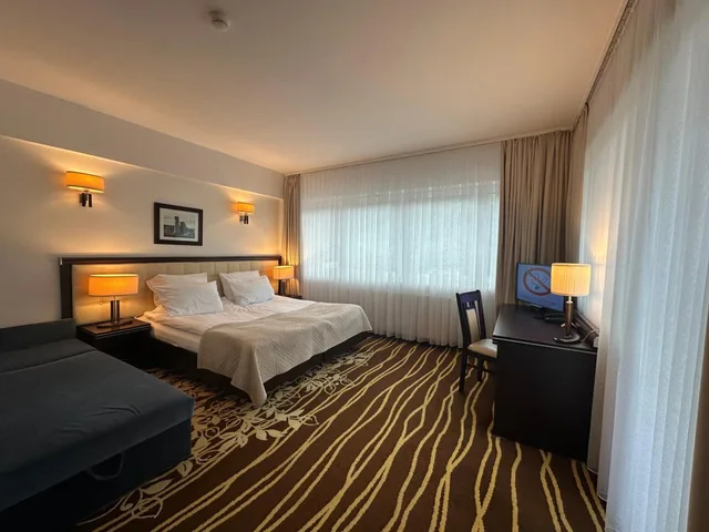 غرفة بسرير مزدوج مع أريكة، Business Faltom Hotel 2/10