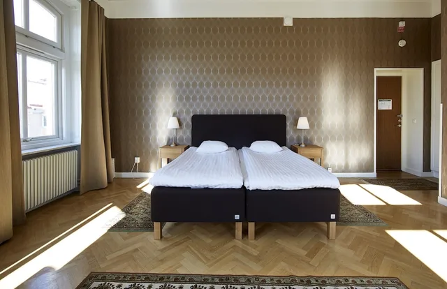 غرفة عائلية بسرير مزدوج مع أريكة، First Hotel City Eskilstuna 5/6
