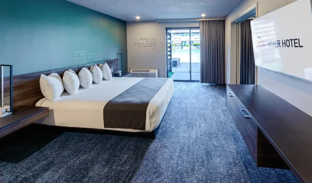جناح، Ruby River Hotel 1/9