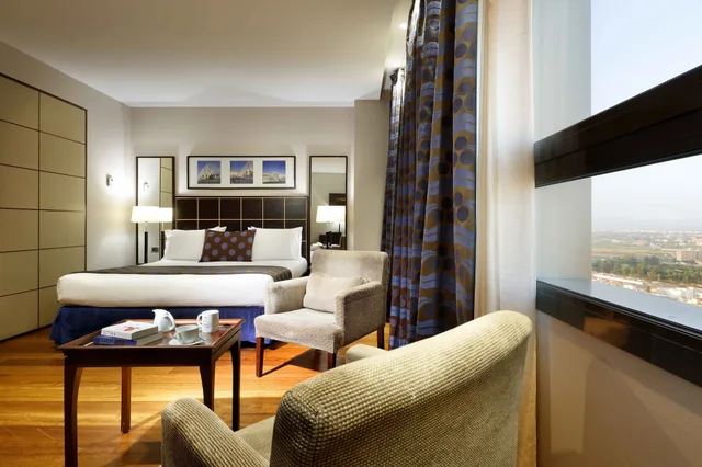 Superior, Double Bed, City View, Eurostars Gran Valencia 2/5