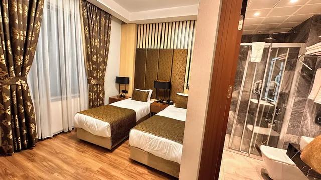 غرفة اقتصادية بسريرين منفصلين، Pell Palace Hotel and Spa 2/5