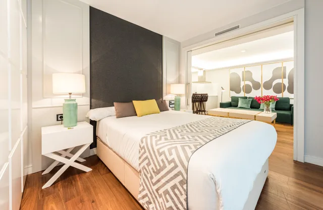 شقة كومفورت بسرير كوين بغرفة نوم واحدة مع أريكة، Gran View Apartments Madrid 3/5