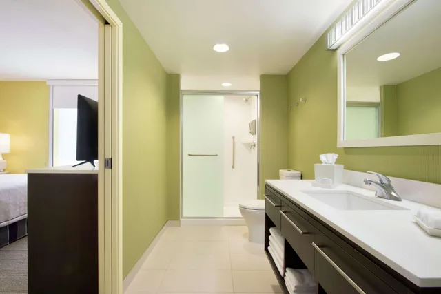 جناح استوديو بسريرين كوين، Home2 Suites By Hilton Fort St. John British Columbia 2/3