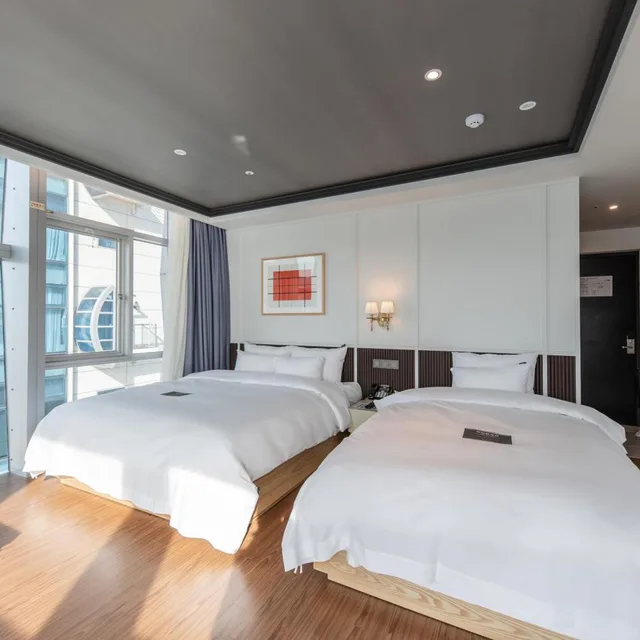 Spa, Twin Beds, Sea View، H Avenue Hotel Gwangali Beach 2/10