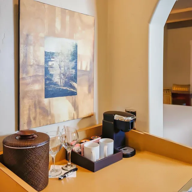 Junior Suite, Wine & Roses Hotel Restaurant Spa 6/6