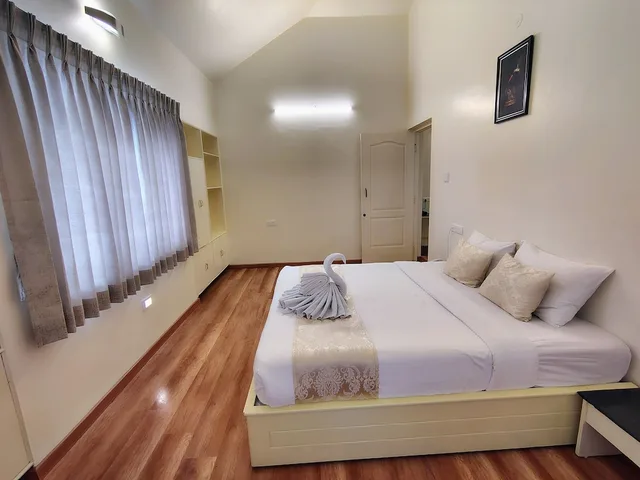 غرفة عائلية بسرير كينج وسريرين منفصلين بغرفة نوم واحدة، Delightz Inn Tiger Hill Resorts 1/10