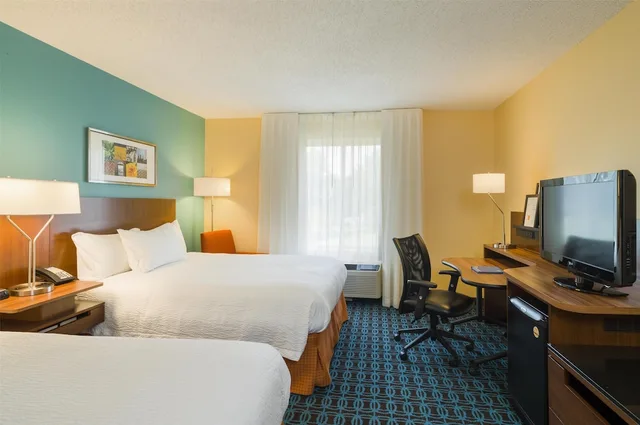 غرفة قياسية بسريرين كوين، Best Western Allentown Bethlehem Lehigh Valley Inn & Suites 2/3