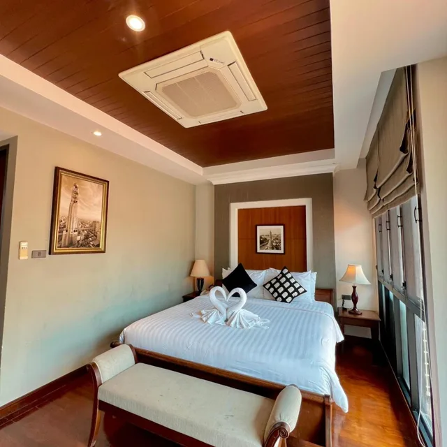 Suite, Yotaka Bangkok Hotel 4/10