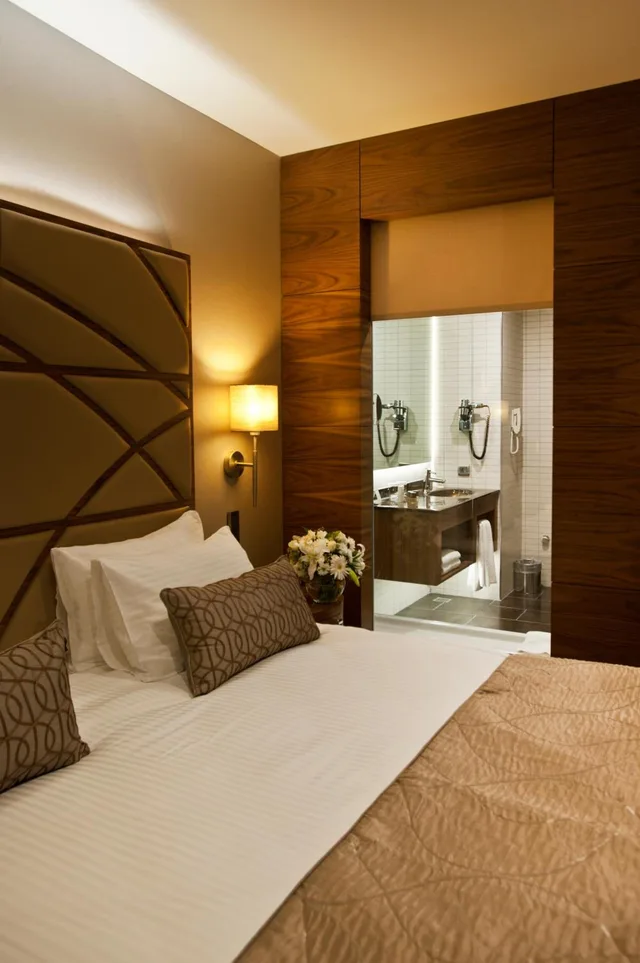 Connecting, Superior, Double Bed, Land View، Cevahir Hotel Istanbul Asia 1/8