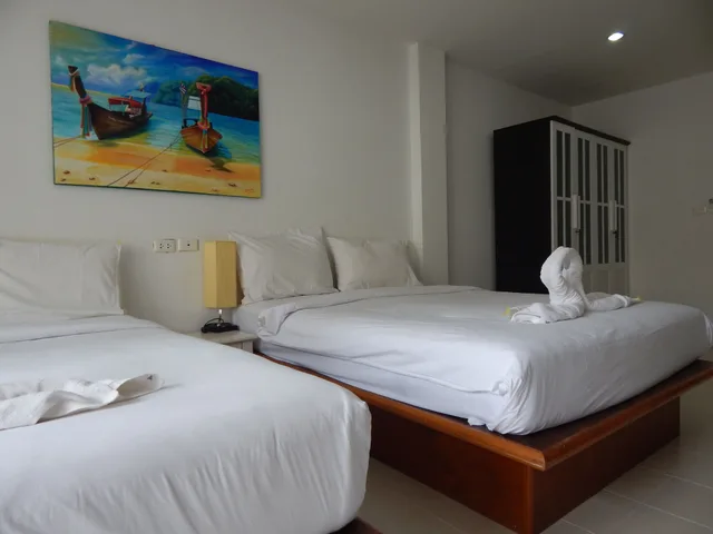 Family, 2 Queen Beds, Jinta Andaman 2/5