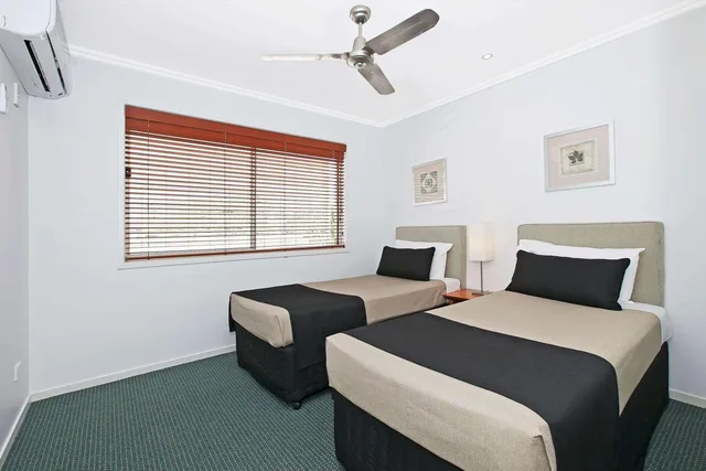 suite, Comfort Inn & Apartments Northgate Airport 1/2