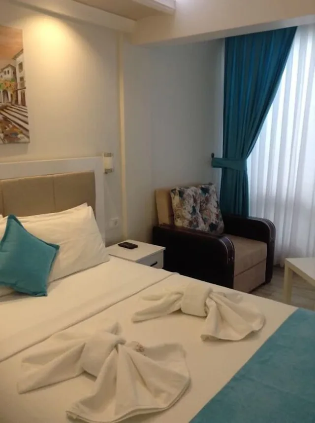 غرفة كومفورت بسرير كوين بإطلالة على البحر، Hotel Mola 3/6