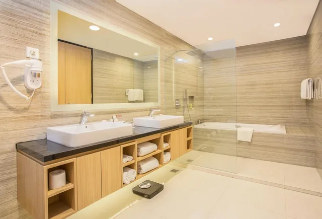 President Suite, Swiss-Belhotel Papua Jayapura 3/3