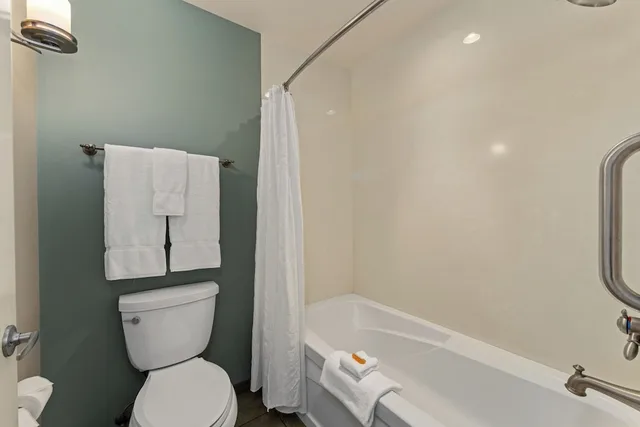 غرفة تقليدية بسريرين كوين، Redwood Hyperion Suites 7/8