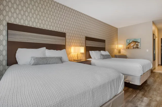 Standard, 2 Queen Beds, Best Western Plus Saint Peter 1/10