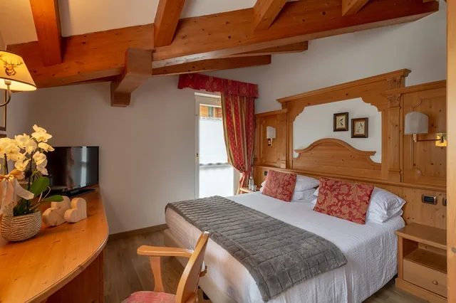 غرفة ديلوكس بسرير مزدوج أو سريرين منفصلين، Brunet The Dolomites Resort 5/10