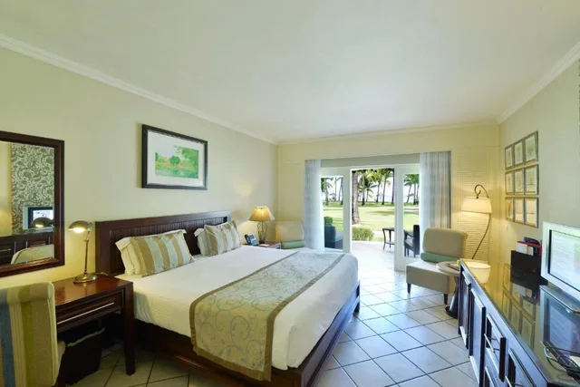 جناح بريميوم بسرير كينج، Sugar Beach Mauritius 5/8