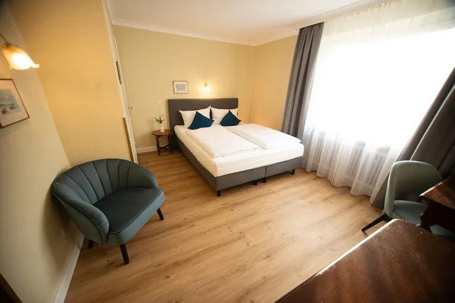 غرفة كومفورت بسرير كينج بإطلالة على الفناء، Acanthushotel Munich 7/10