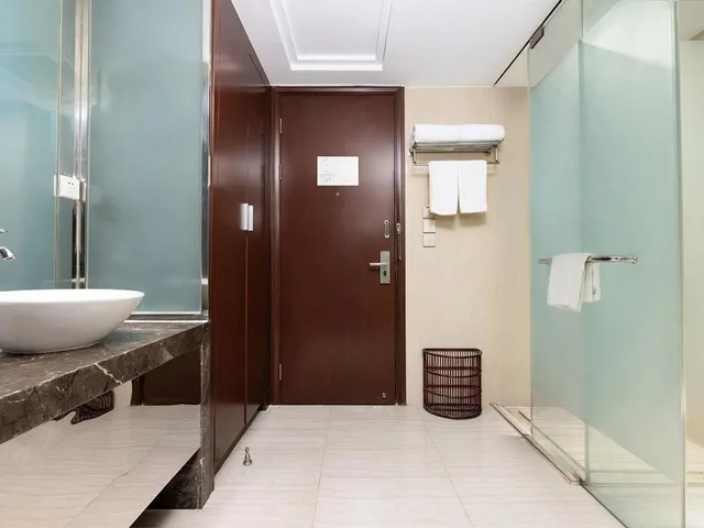 Business, Queen Bed, Metropolo Zhenjiang Railway Station Wanda Square 7/7
