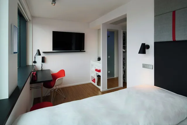 غرفة بريميوم بسرير كينج بإطلالة، citizenM Dublin St Patricks 6/10