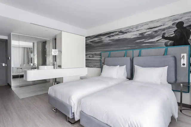 غرفة سوبيريور بسرير كينج، Le Novotel Convention and Spa Madagascar 5/9