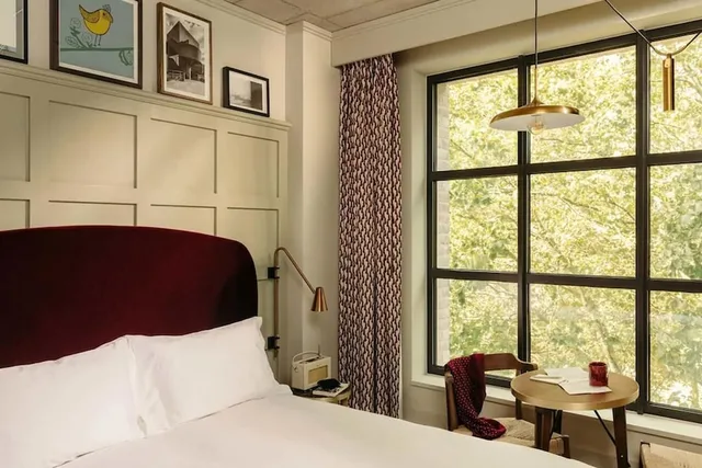Biggy, King Bed، The Hoxton Southwark 2/3