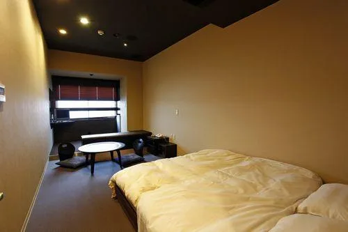 غرفة غربية بسرير كوين بإطلالة على البحر، Hotel Shosenkaku Romankan 1/1