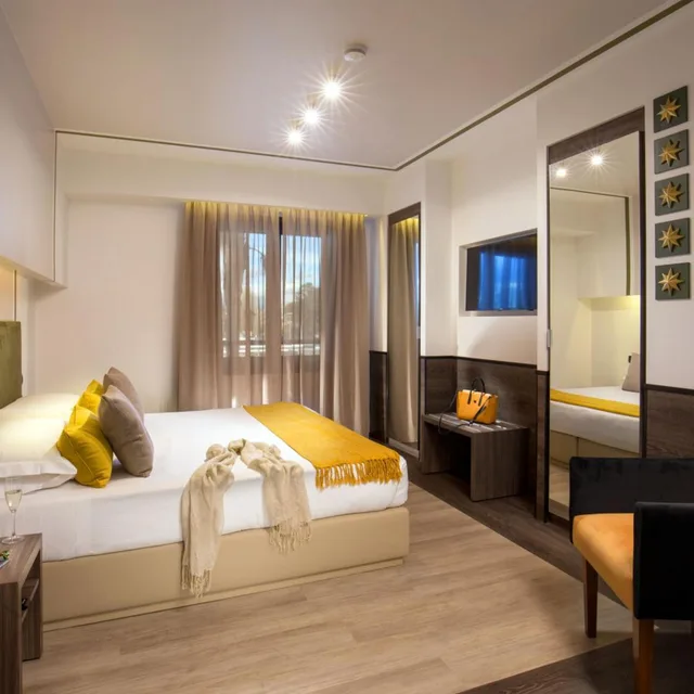 غرفة كلوب بسرير كينج، Hotel Domidea 1/8