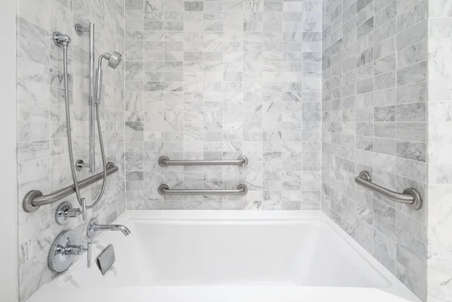 Junior Suite, Studio, King Bed, Accessible، Smyth Tribeca 4/4