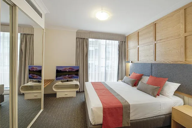 جناح ديلوكس بسرير كوين بغرفة نوم واحدة، YEHS Hotel Sydney Harbour Suites 2/7