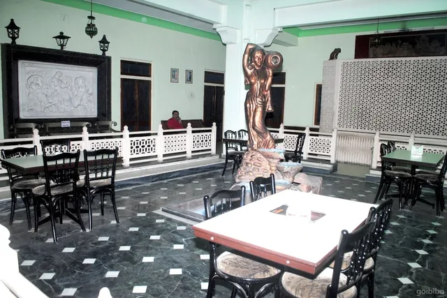 Oyo 7880 Hotel Navrang، Kota 27/28