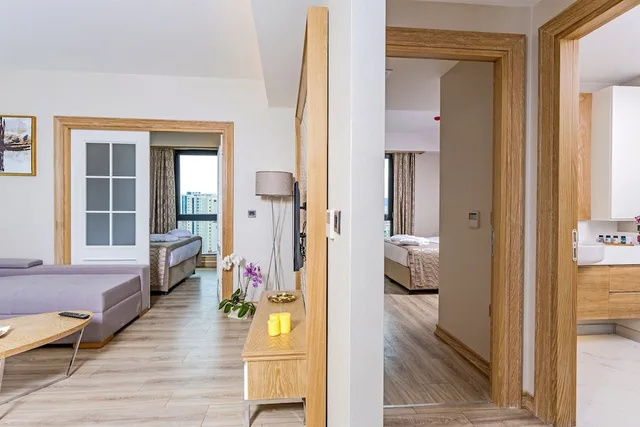 جناح بسرير كوين بغرفتي نوم، Bof Hotels Ceo Suites 7/10