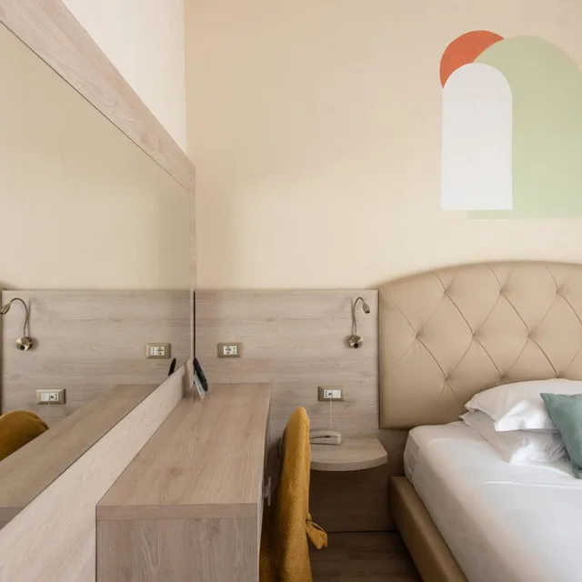 Smart, Castello Hotel 4/4