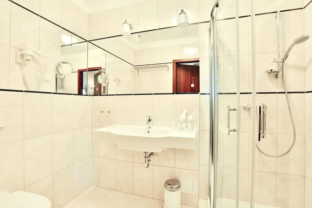 غرفة ديلوكس بسريرين منفصلين، Hotel Amber Design 3/4