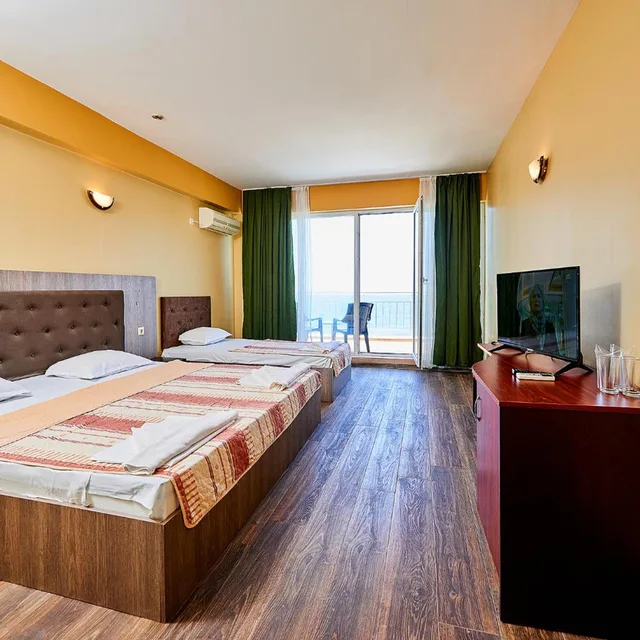 غرفة بسرير مزدوج أو سريرين منفصلين بإطلالة، Sea Complex Relax& Spa- All Inclusive 1/8