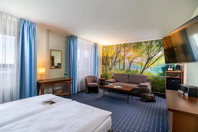 Panorama, Studio, Double Bed, Lake View, Sofa، Ahorn Seehotel Templin 3/5