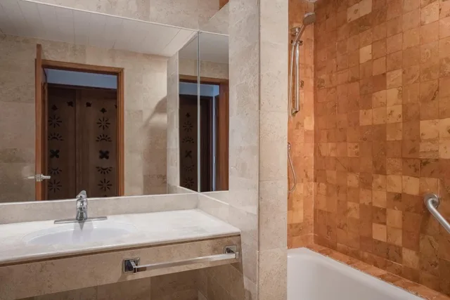 Premium, 2 Double Beds, Near the Pool، Iberostar Waves Paraiso del Mar 3/3